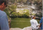 cenote.jpg (75605 bytes)