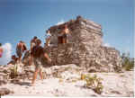 tulum7.jpg (79479 bytes)